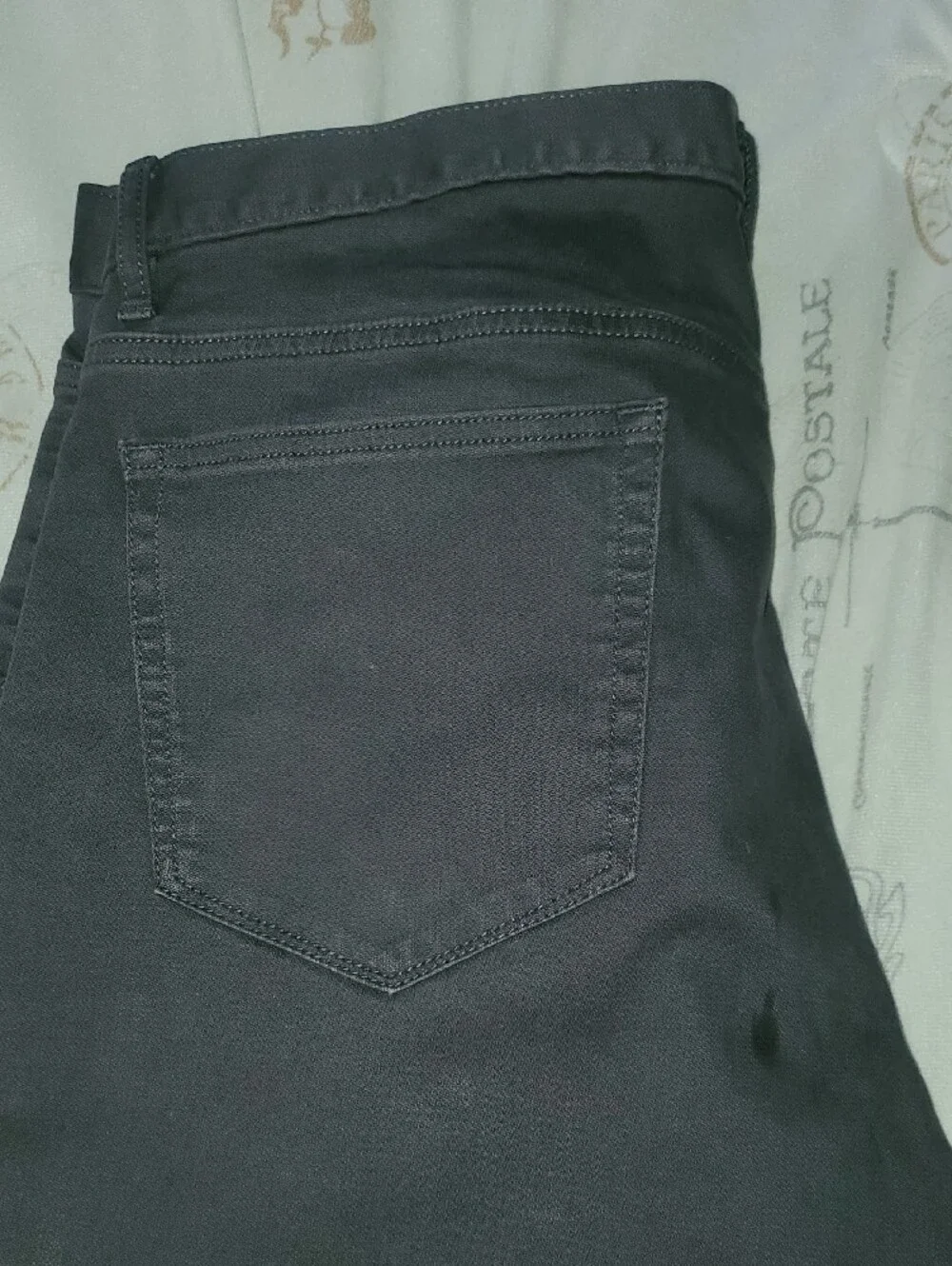 MENS NEW CONDITION BANANA REPUBLIC GREY DENIM AIDEN PANTS. SIZE 36×34